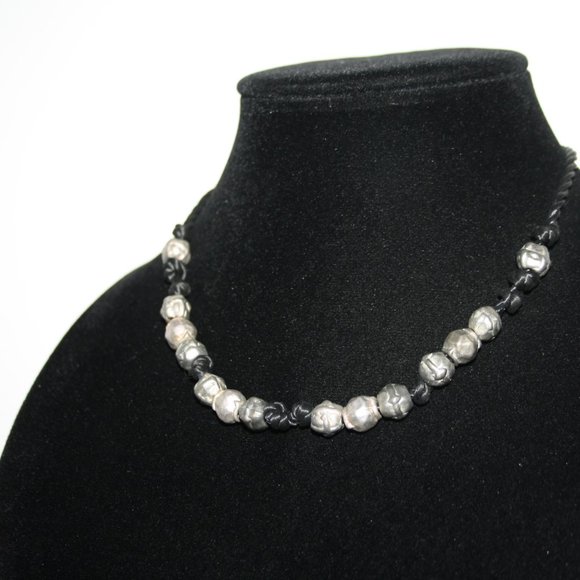 Beautiful black cord and silver SOHO deisgns Necklace 16-18" - Picture 4 of 5